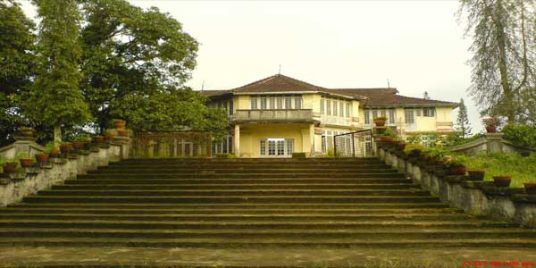 hill-palace--front-building-view