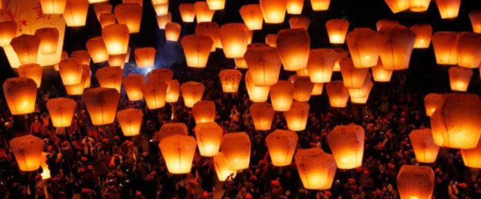 5 Reasons That Will Make You Go To The Lantern Festival at Udaipur