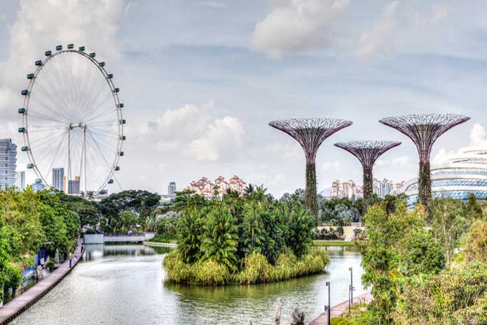 Top 7 Places In and Around Singapore Worth Visiting