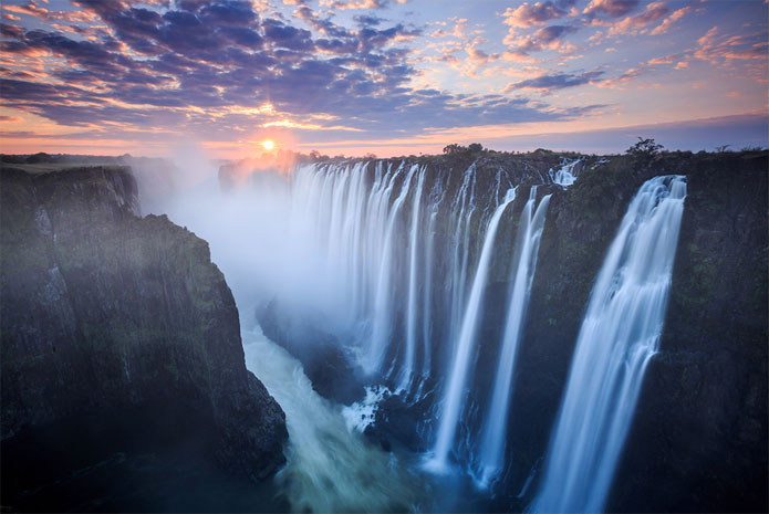 Explore The World’s Largest Water Curtain – Victoria Falls