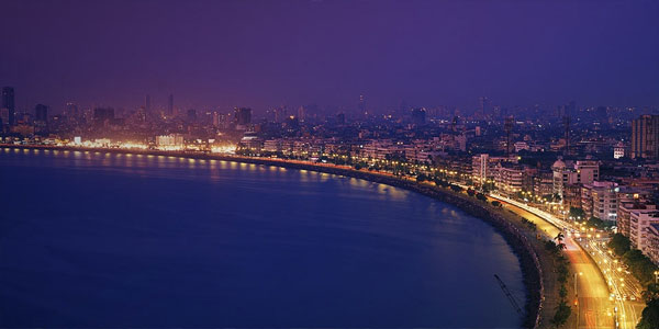 Marine-drive-at-night