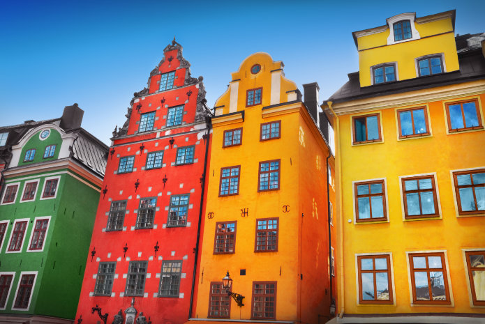 Photoholic? Check Out The Most Colorful Streets in Europe