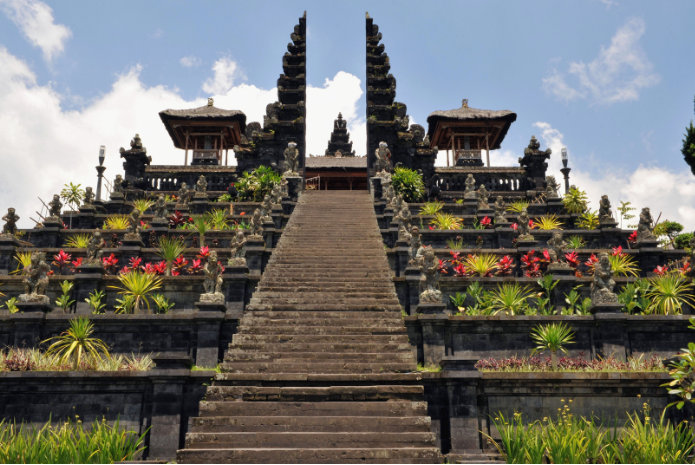 5 Magnificent Temples to Visit in Bali