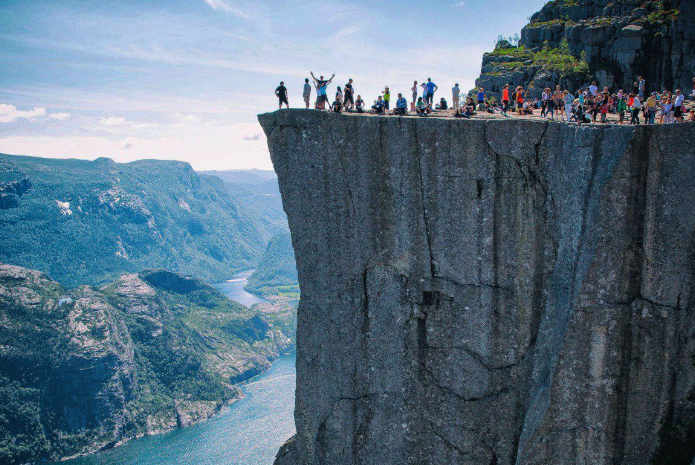 9 Must-Visit Spots In Europe In 2020