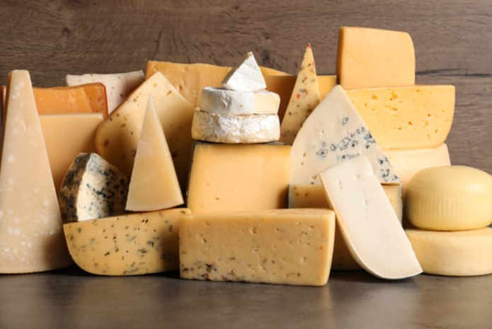 Top 20 Types Of Cheese From Various Countries!