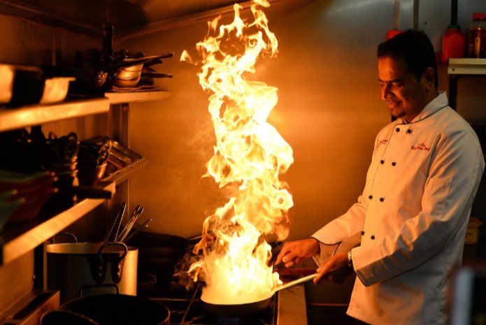 Top 10 Best Food Shows To Watch Right Now Top 10 Best Food Shows To Watch Right Now
