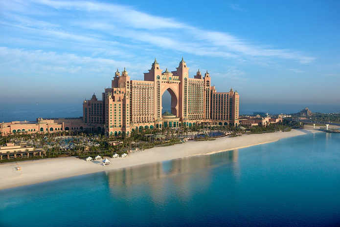 The Most Impressive Wonders in UAE!