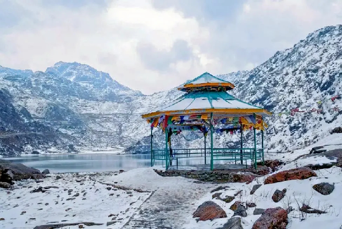 5 Offbeat Honeymoon Destinations In India To Explore With Your Partner in 2025-26!