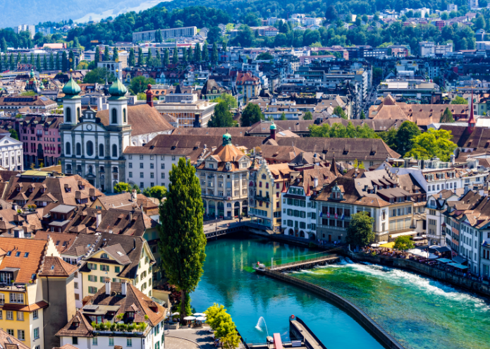 Lucerne: A Magical Gateway To Switzerland’s Beauty!