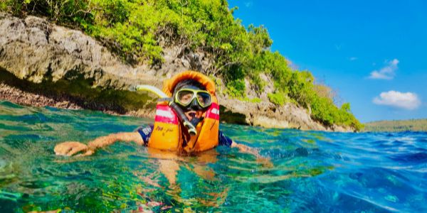 Snorkeling Pink Beach Komodo Island Bali
