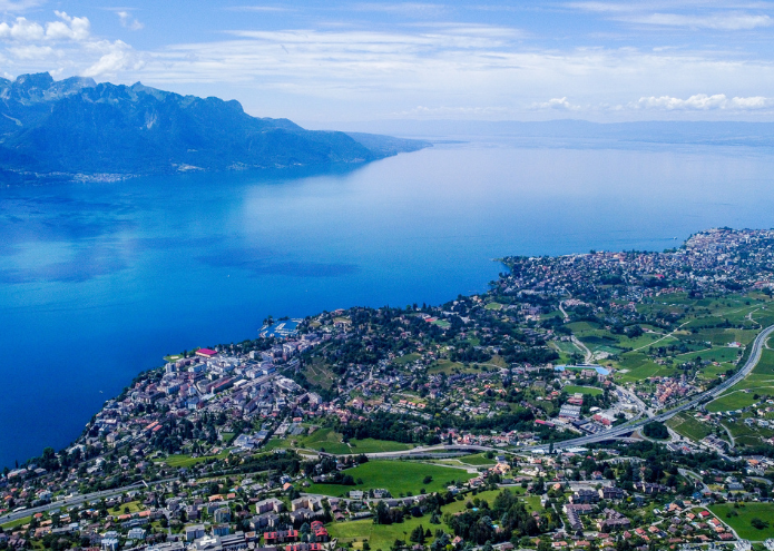 Lake Geneva Switzerland: Where Nature Meets Luxury!