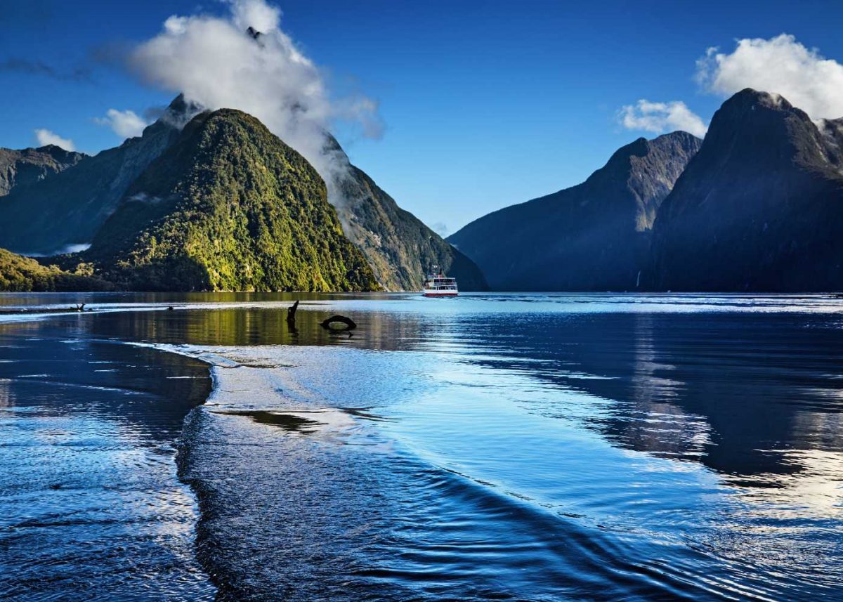 Discover Milford Sound 2026 – The Jewel of New Zealand Tourism!