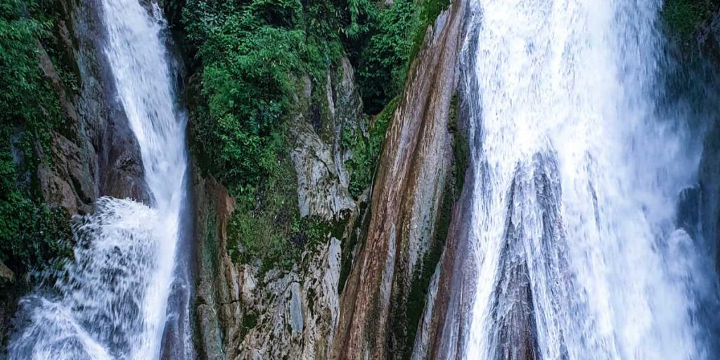 Kempty Falls – Uttarakhand