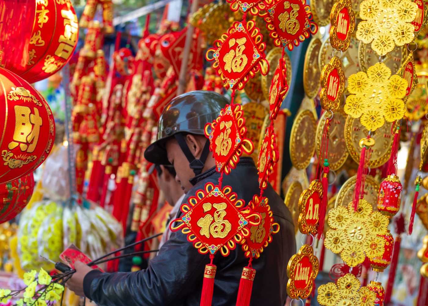 Phu Quoc Night Market: Complete Guide for First-Time Visitors!