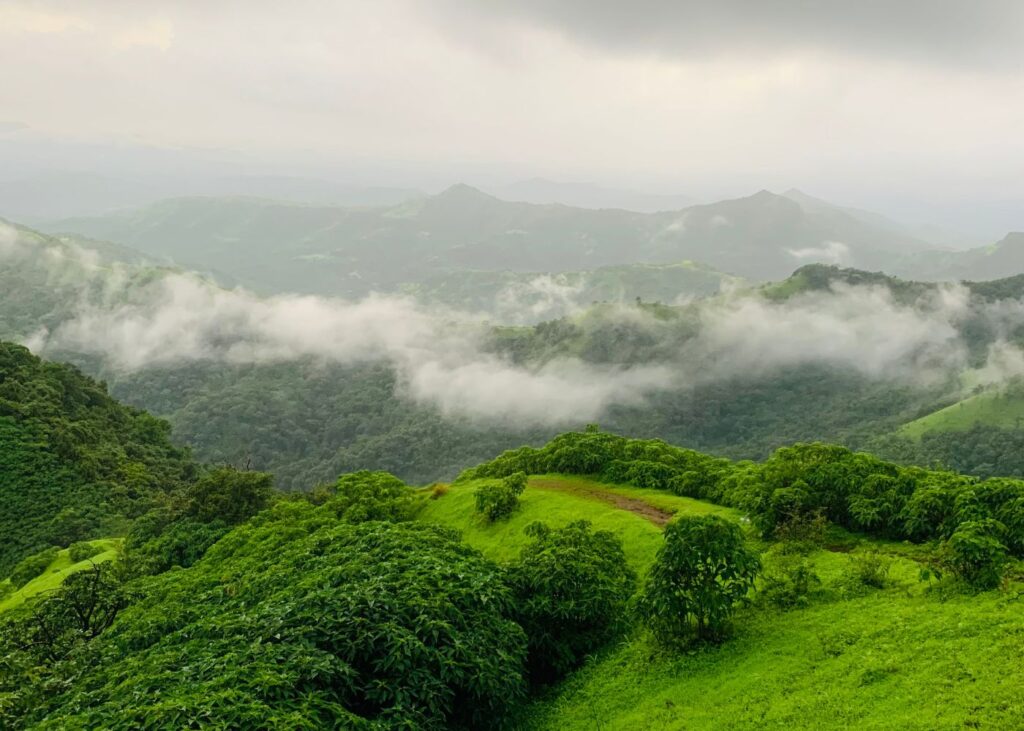 7 Budget-Friendly Weekend Getaways From Mumbai –  A Complete Guide!