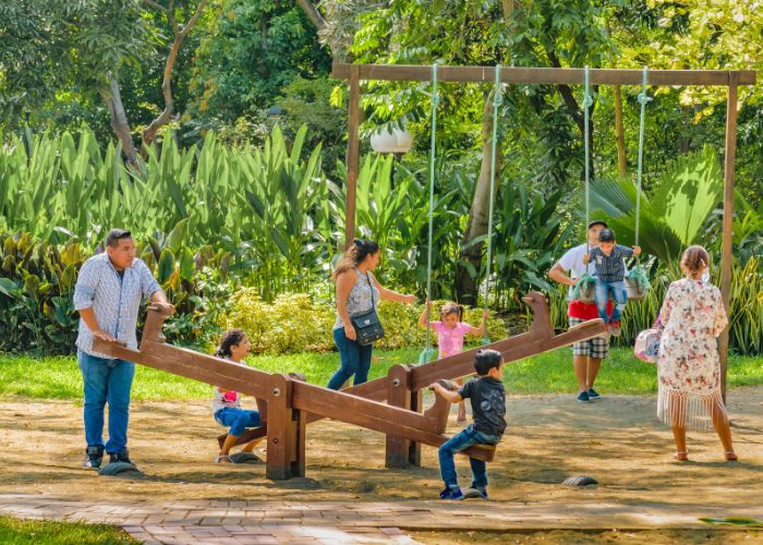Best Places to Travel with Kids: 10 Family-Friendly International Destinations